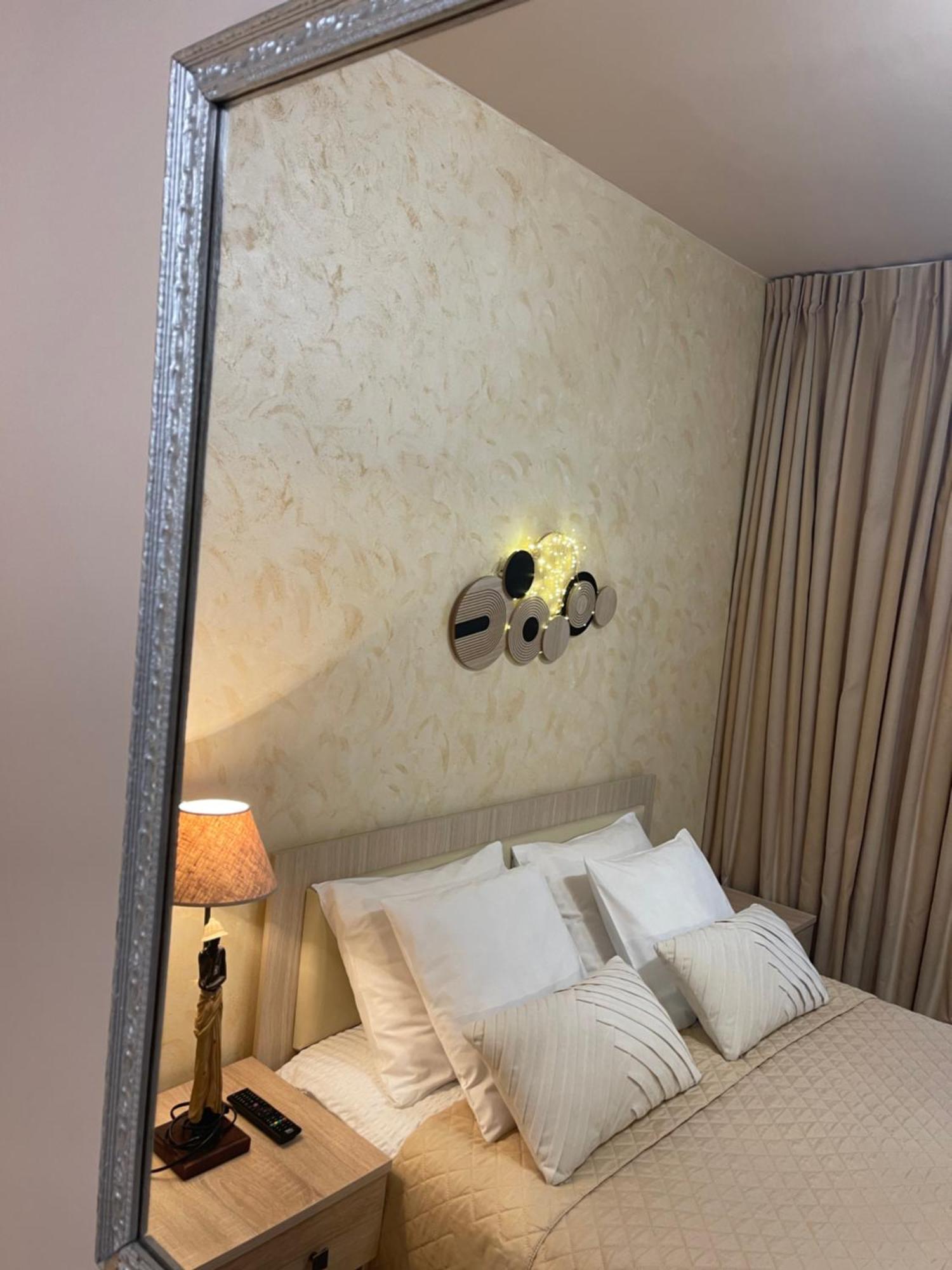 Maya Apartment Cluj-Napoca Buitenkant foto